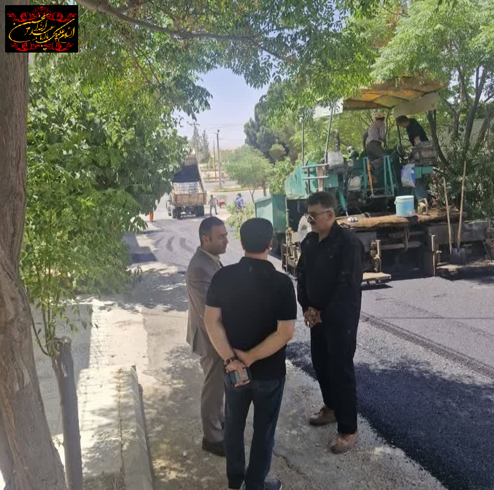 شروع عملیات پخش آسفالت